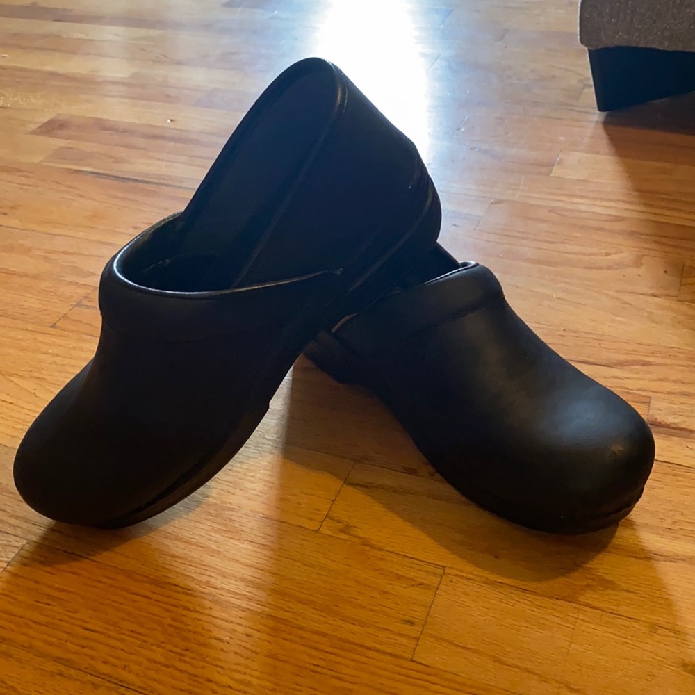 Dansko XP Shoes